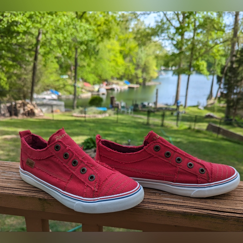 Blowfish Malibu Play Jester Red Shoes